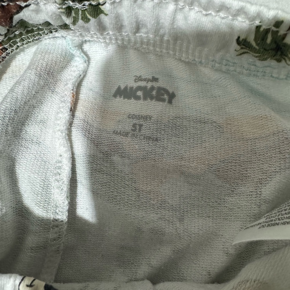 Disney White and Green Mickey Mouse Kids - Picture 7 of 8